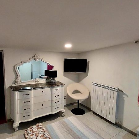 Il Mirto E La Rosa Bed & Breakfast Arenella  Dış mekan fotoğraf