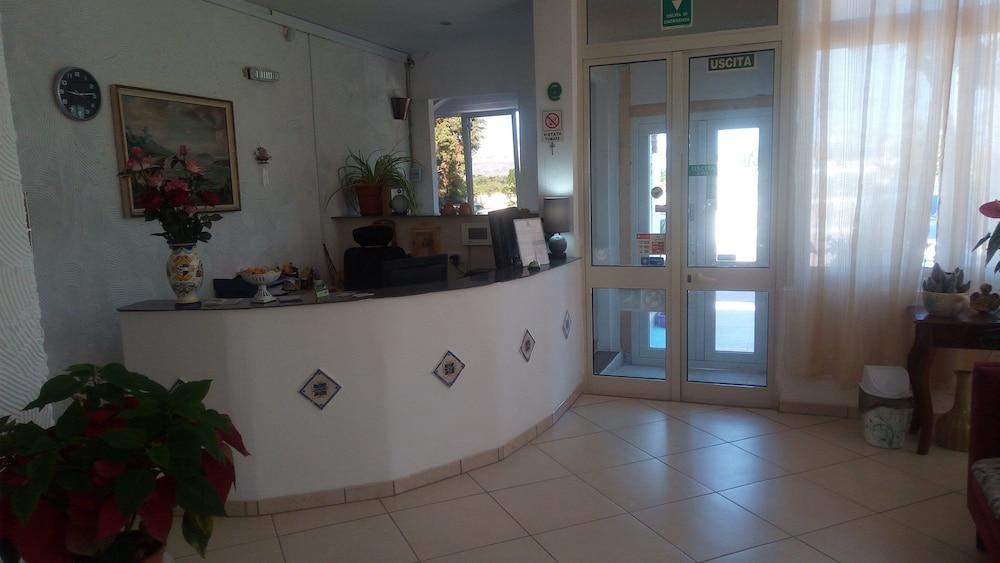 Il Mirto E La Rosa Bed & Breakfast Arenella  Dış mekan fotoğraf