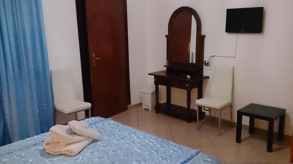 Il Mirto E La Rosa Bed & Breakfast Arenella  Dış mekan fotoğraf